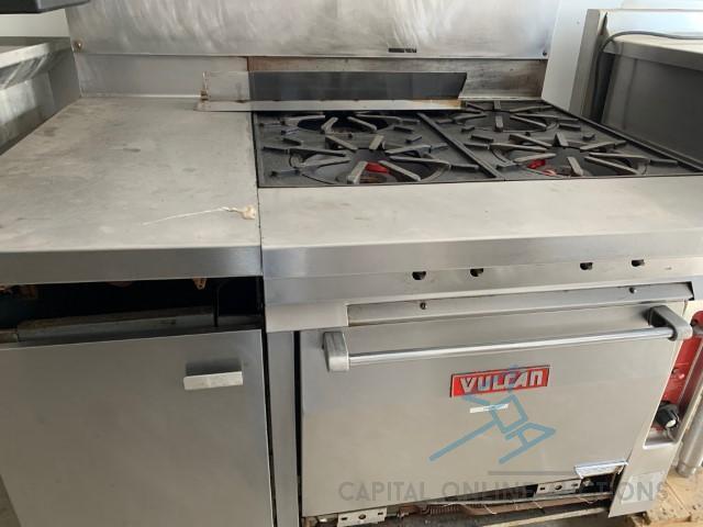 Vulcan 4 Burner Gas Range with Side Table