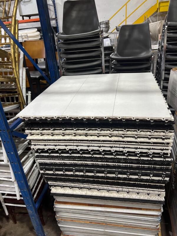 (72) 3ft x 3ft Black and White Flooring Sections