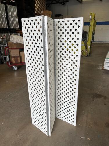 (4) White Lattice Folding Screens