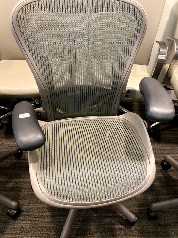 Herman Miller Aeron Chair