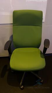 10 Green Executive Office Chairs