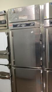 Victory Refrigerator Freezer, Reach-In (New/Floor Model)