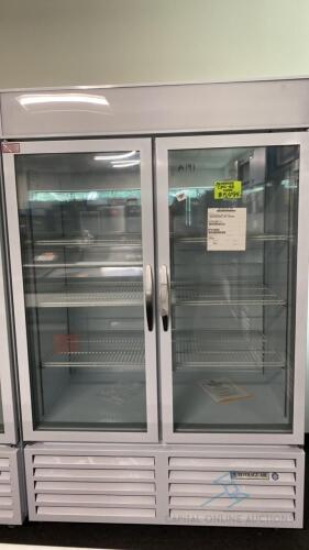 Beverage Air Refrigerator, Merchandiser (New/Floor Model)