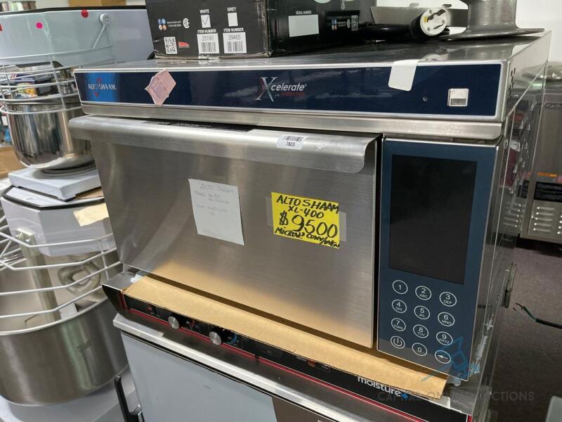 Alto-Shaam Microwave/Convection Oven (New/Floor Model)