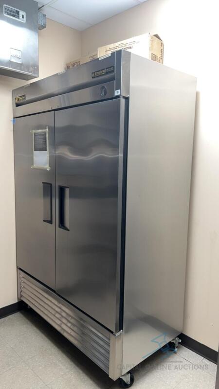 2 Door Reach In Stand Up Stainless Steel Refrigerator