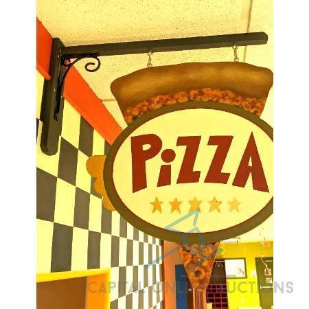 Pretend Pizza Parlor Room