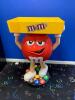 M&M Stand - Red