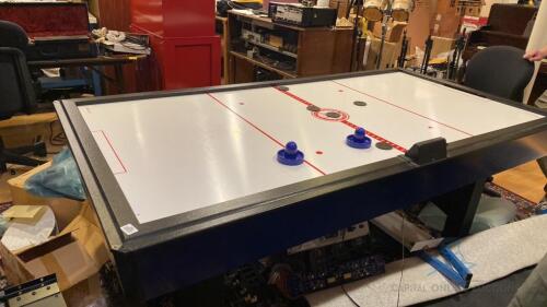 Air Hockey Table