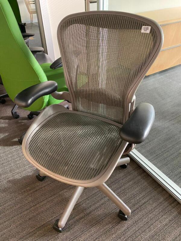 Herman Miller Aeron Chair