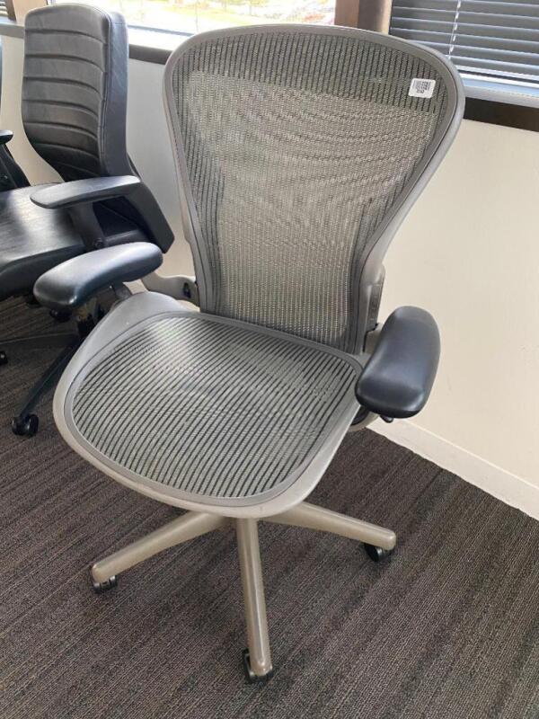 Herman Miller Aeron Chair