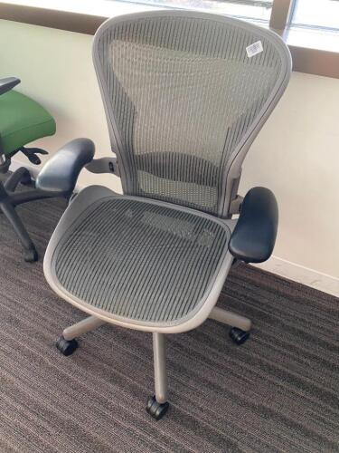 Herman Miller Aeron Chair