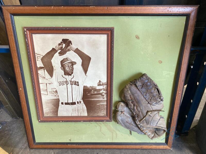 Browns Framed Mitt and Photo