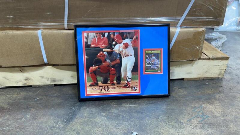 Mark McGwire Signed Baseball Card with Certificate of Authenticity