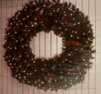 48in Pre-Lit Wreath w/ Berries & Pine Cones