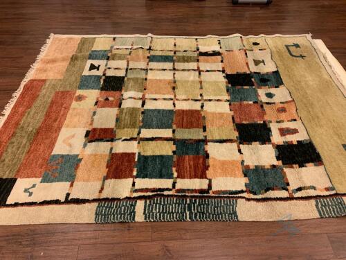 Handcrafted Indian Rug (6ft x 8ft)