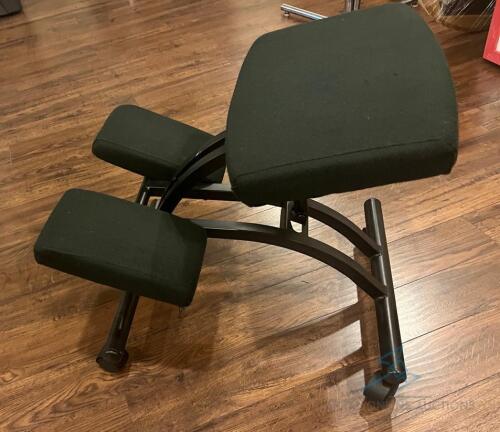 Pro Kneeling Chair