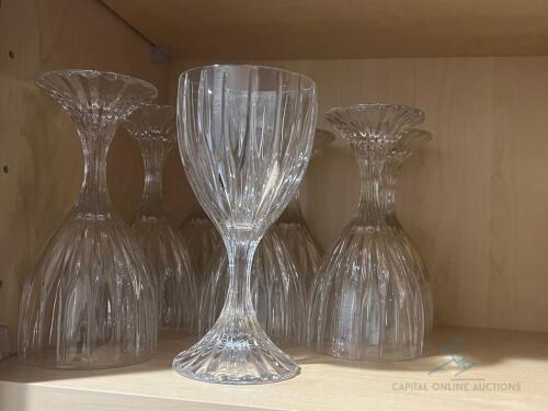 (8) Wine Glasses