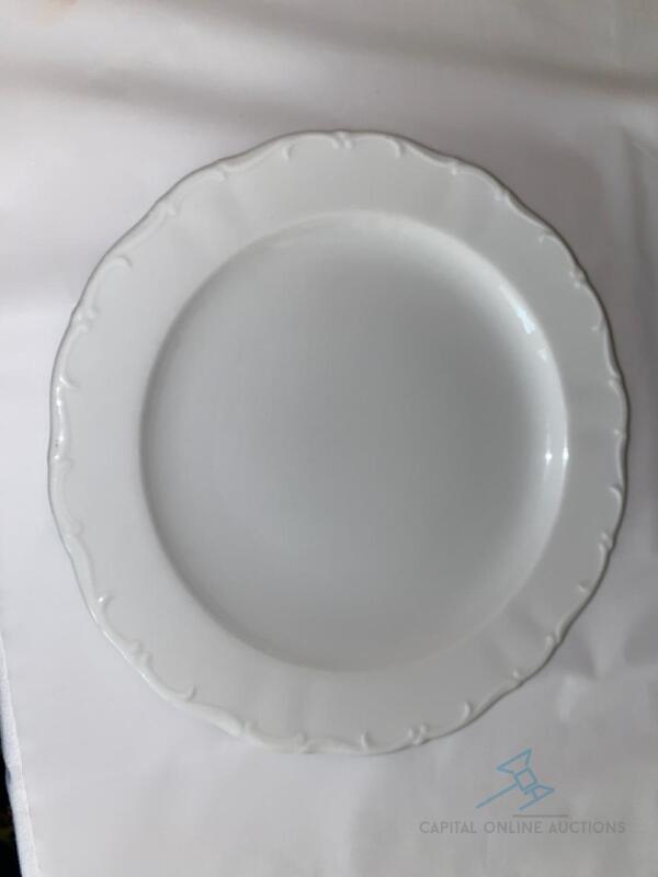 Lot of Approx. 500 Plates with Patterned Edges