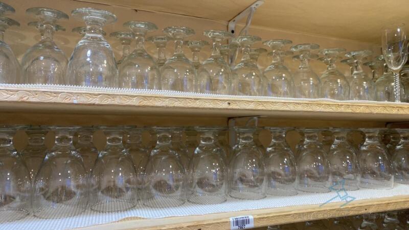 Lot of Approx. 300 Water Glasses