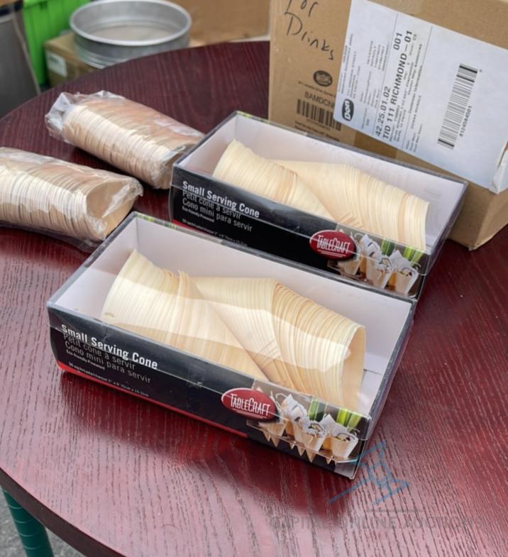 12 Boxes of Tablecraft Small Serving Cones