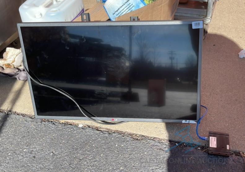 33” LG Television