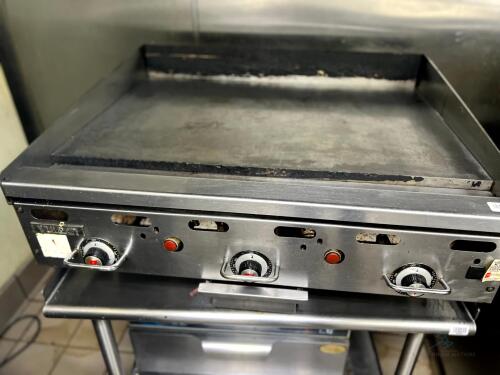 Vulcan 36" Gas Griddle w/ Thermostatic Controls, 1 Steel Plate