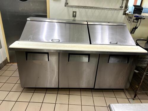 True Sandwich/Salad Prep Table w/ Refrigerated Base on Casters