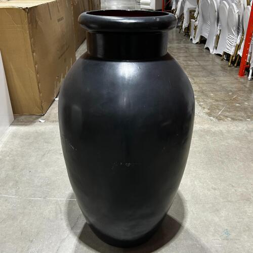 (4) Black Urns