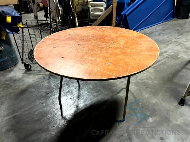 (24) 48" ROUND TABLES