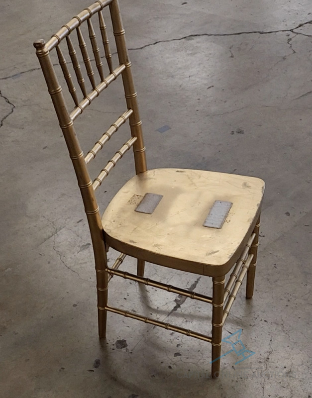 (150) Wood Chiavari chair-gold