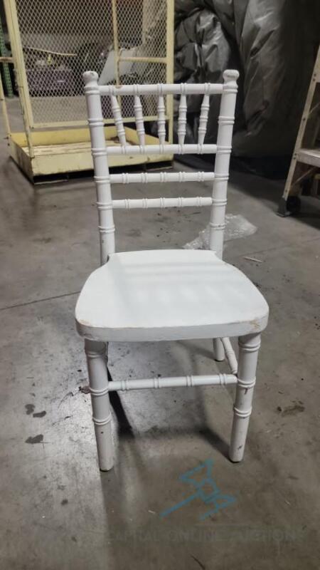 (13) Kids White Chiavari