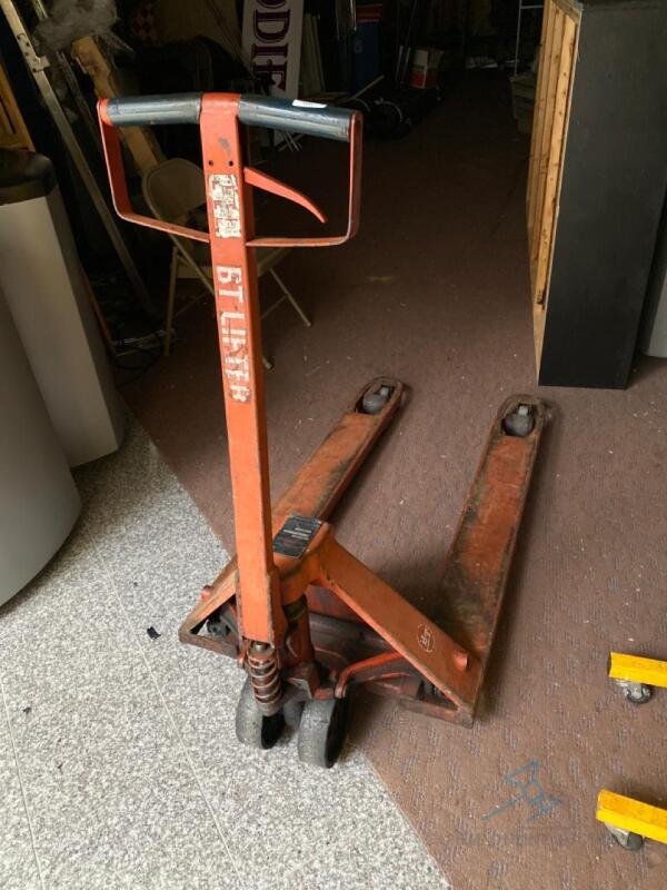 Pallet Jack