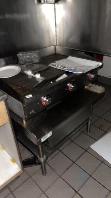 Star Max Grill top with table