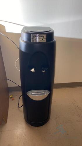 Stand Guard Water Dispenser