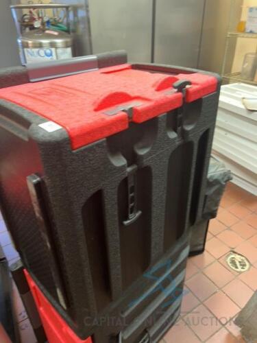 2 Metro insulated carriers