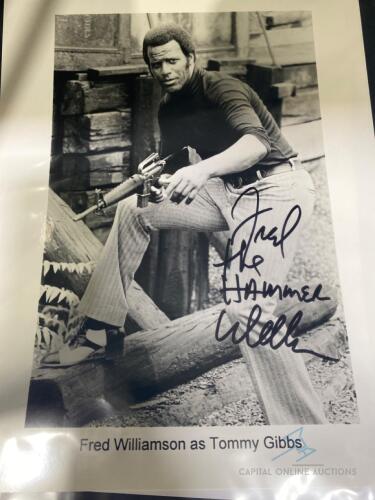 Fred Williamson signed photo