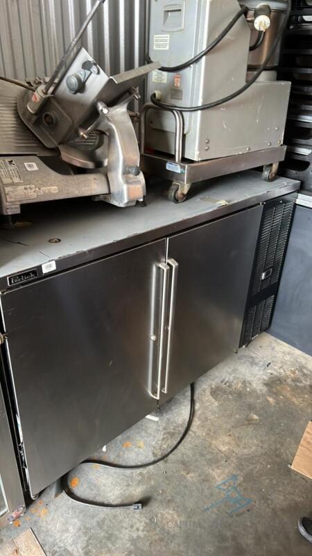 Perlick Back Bar Kegerator