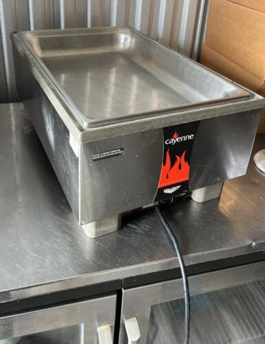 Cayenne Food Warmer