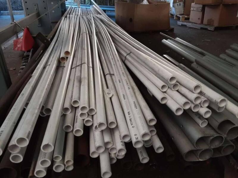 PVC pipe 3/4", 10 ft long, 67 pieces 