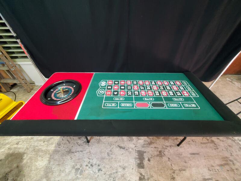 CASINO TABLE