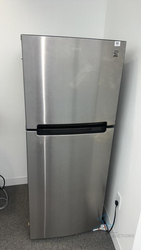 Top Freezer/Refrigerator