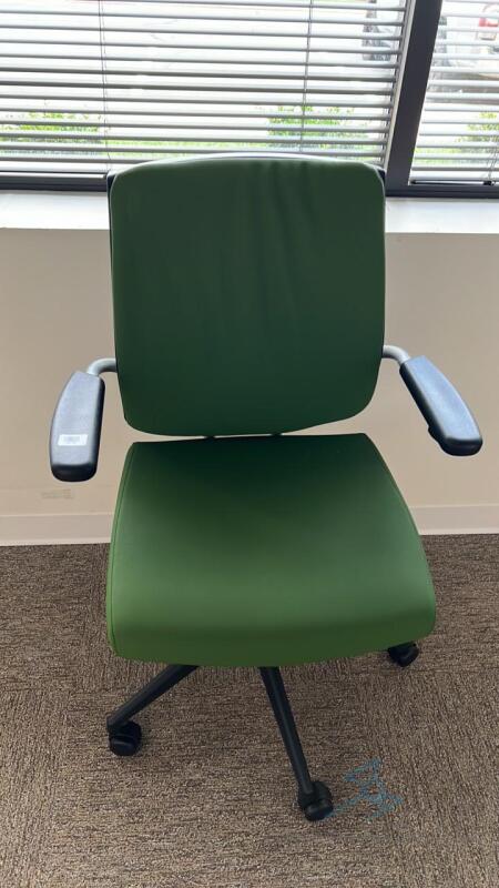 Green Executive Adjustable Office Chair