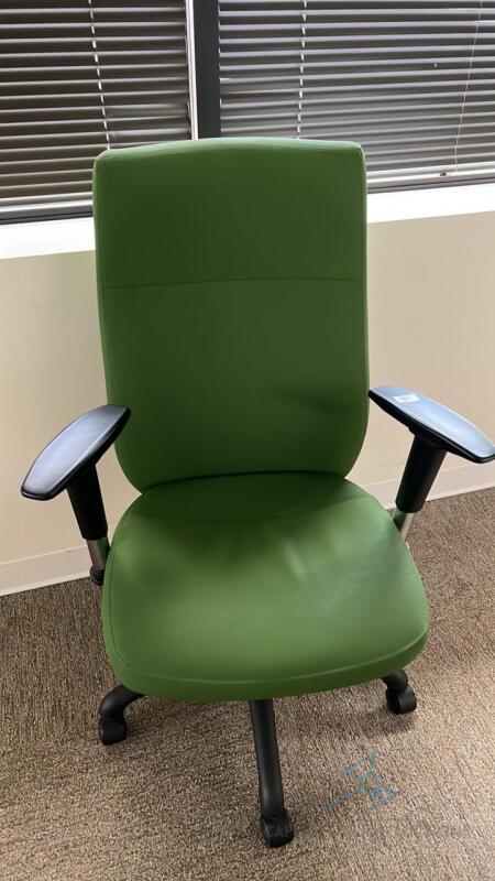 Green Executive Adjustable Office Chair