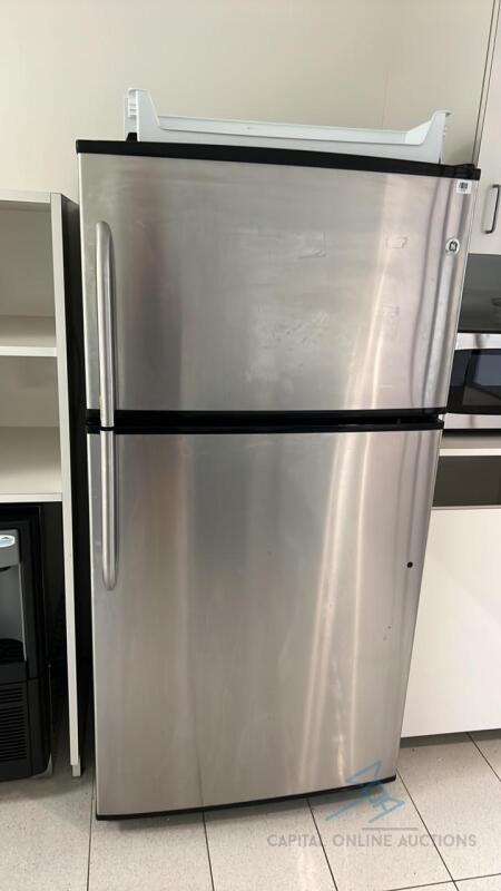 GE Stainless Steel Refrigerator