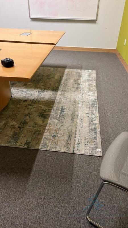 8’x10’ Area Rug