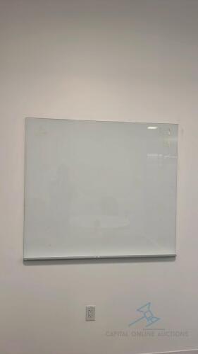 4’x3.5’ Glass Whiteboard