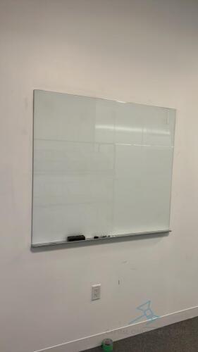 4’x3.5’ Glass Whiteboard