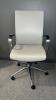 Gray adjustable office chair - 2