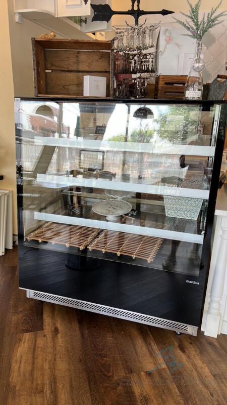 Marchia Refrigerated Pastry Case