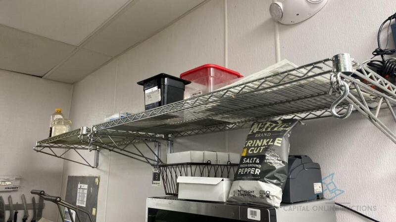 (3) Hanging Shelves